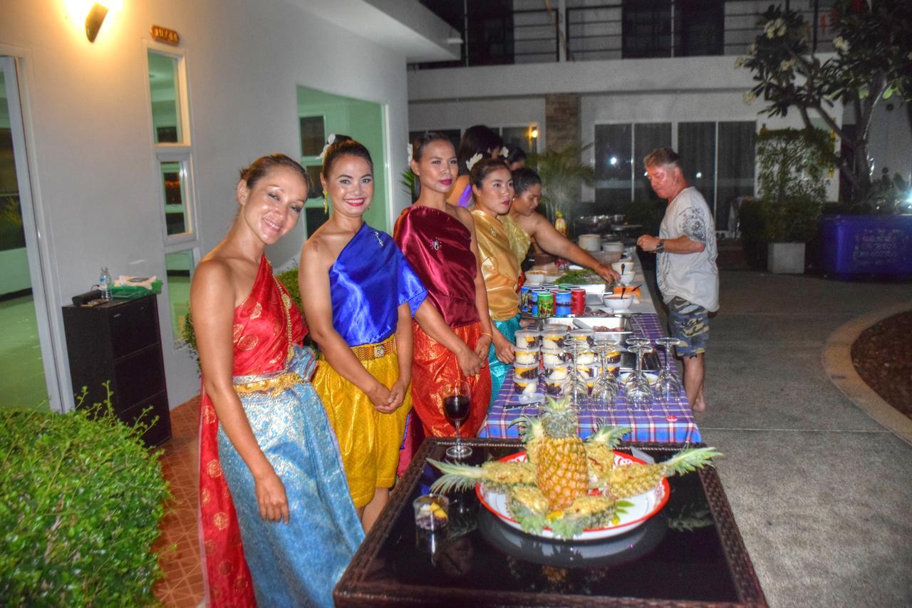Pool Access 89 @Rawai Hotel Buitenkant foto
